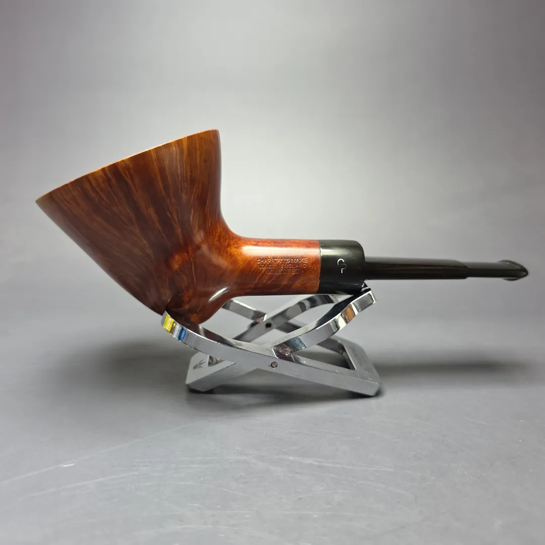 Charatan's Make Selected Smooth Freehand Estate Briar Pipe, English Estates - Image 2