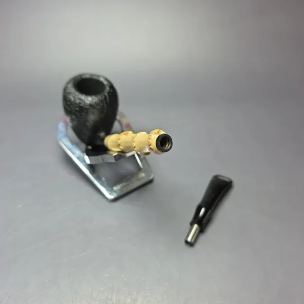 MBSD Briars Modern Masters 1 Sandblasted Peewit w/ Bamboo Briar Pipe, New - Image 11