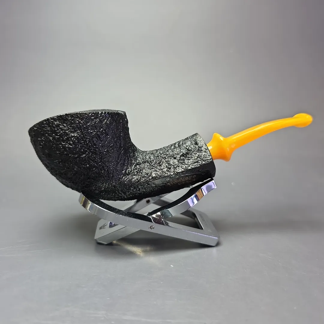 Buckeye Hand Made Sandblasted Diamond Shank Dublin Briar Pipe, New - Image 2