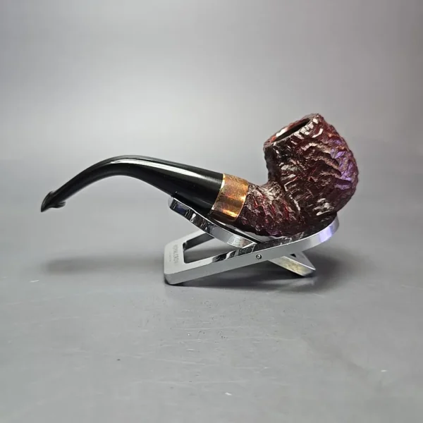 Peterson 2025 Christmas Pipe 230 Rusticated Bent Billiard w/ Copper Briar Pipe, Unsmoked - Image 4
