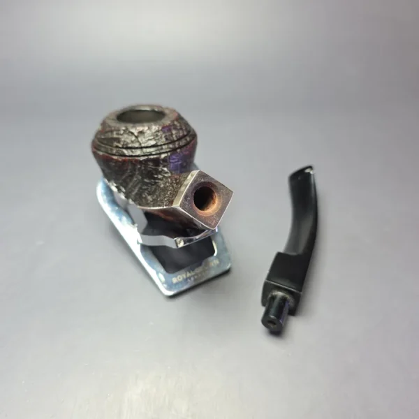 Ferndown (c. 1980s) Bark 3 Star Sandblasted Bulldog w/ Silver Estate Briar Pipe, English Estates - Image 11