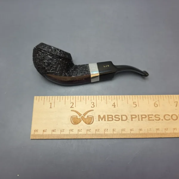 Ferndown Bark 2 Star Partially Rusticated Bulldog w/ Silver Estate Briar Pipe, English Estates - Image 6