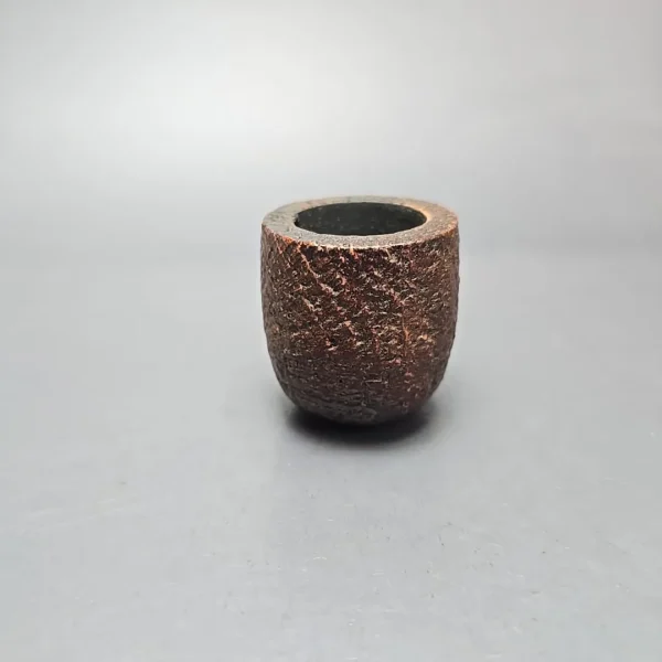 Digby (by GBD) 9488 Sandblasted Pot Sitter Estate Briar Pipe, English Estates - Image 3