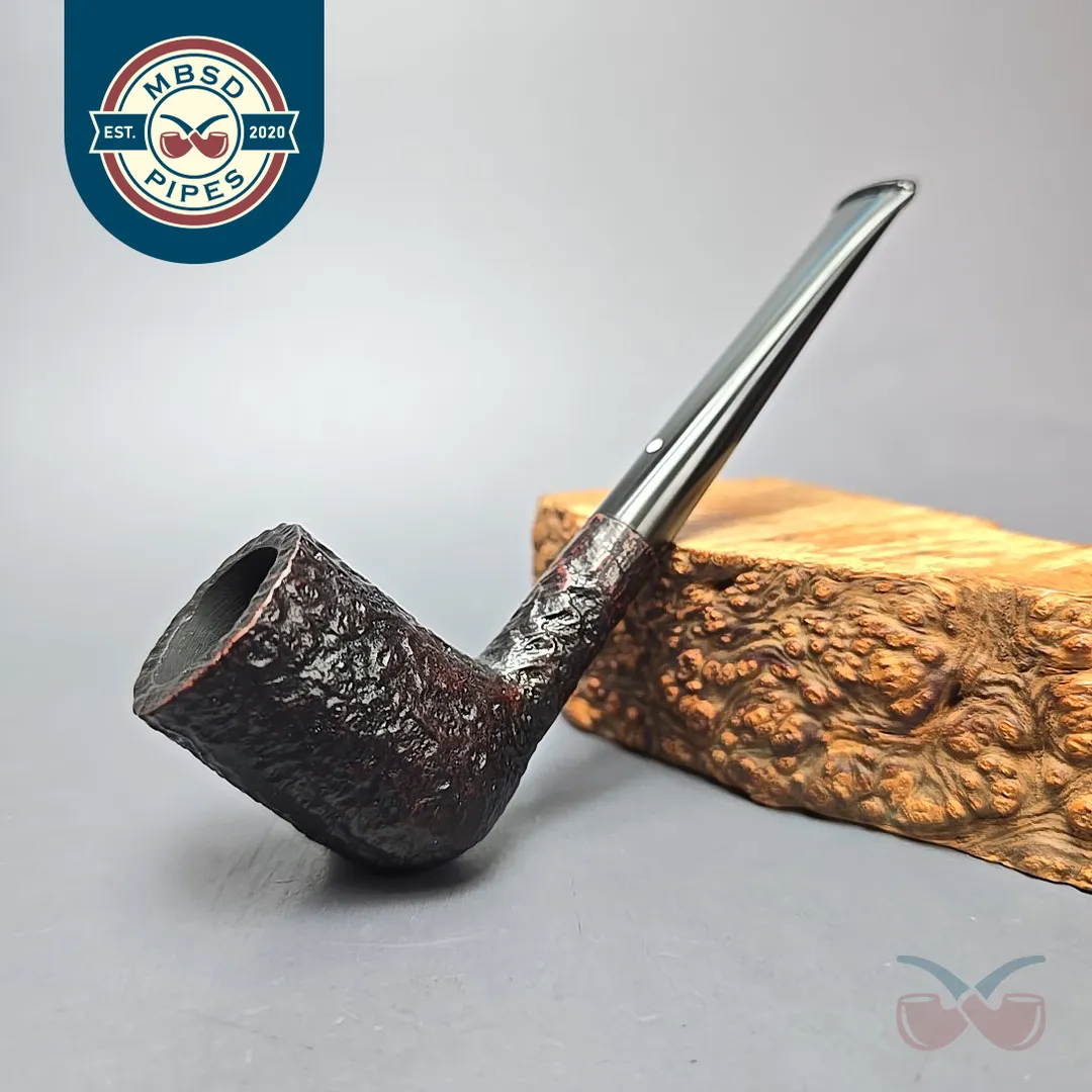 Dunhill 1974 Shell Briar 715 Sandblasted Stack Estate Briar Pipe