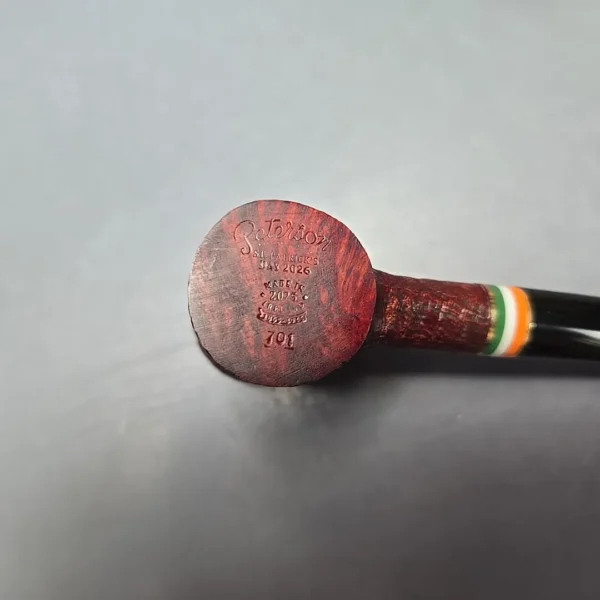 Peterson 2026 St Patrick's Day 701 Sandblasted Poker Briar Pipe, New - Image 5
