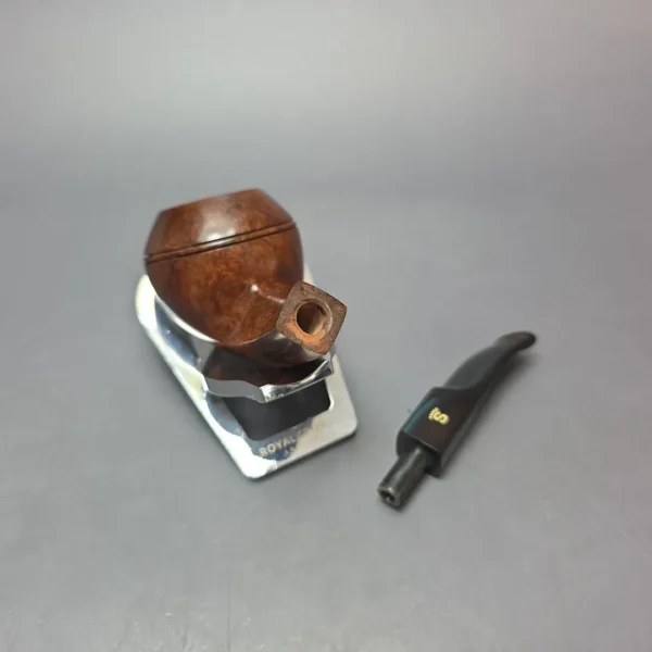 Stanwell Pre-2010 Colonial 191 Smooth Danish Bulldog Estate Briar Pipe, Unsmoked - Image 11