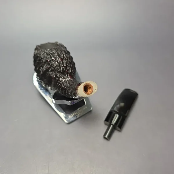 Tom Eltang & Hans Former Nielsen Pipes & Tobaccos Magazine 2004 Pipe of the Year Rusticated Egg Estate Briar Pipe, Unsmoked - Image 14