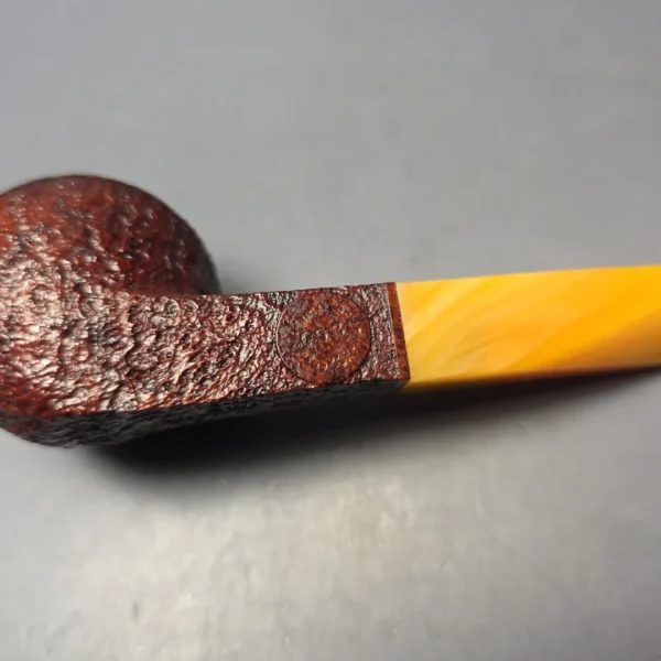 BriarWorks C53 Crimson Sandblasted Bulldog w/ Yellow Stem Briar Pipe, New - Image 10