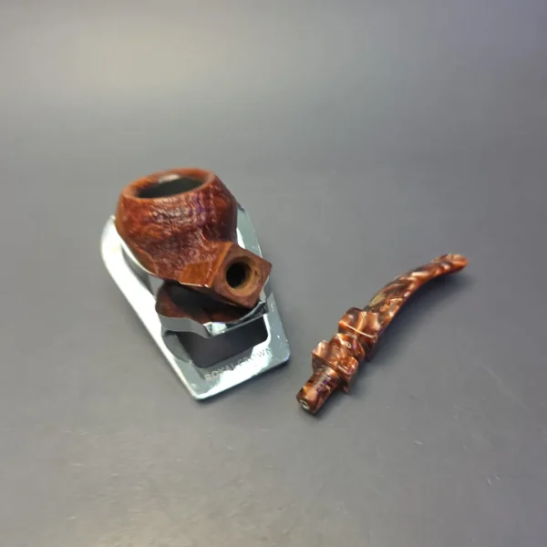 GBD Pre-1980s Tapestry 549 Partially Sandblasted Bulldog Estate Briar Pipe, English Estates - Image 12