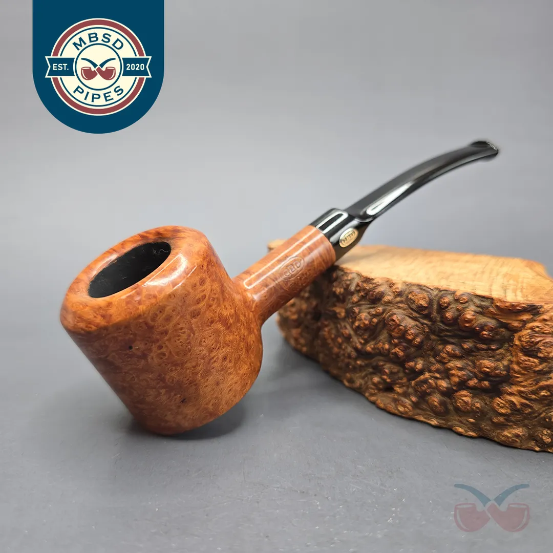 GBD (Pre-1980s) Speciale Standard 1345 Smooth Poker (Unsmoked Estate)