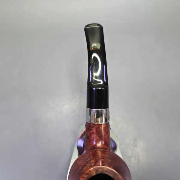 Peterson 2010 St Patrick's Day B32 Smooth Rhodesian Estate Briar Pipe - Image 7
