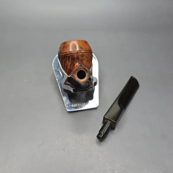 Comoys Pre-1980s Tradition 4 Smooth Bulldog Estate Briar Pipe, English Estates - Image 14