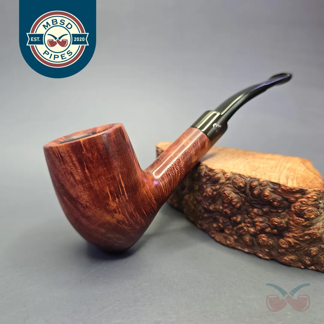 Charatan's Make Belvedere 318DC Smooth Bent Billiard Estate Briar Pipe, English Estates