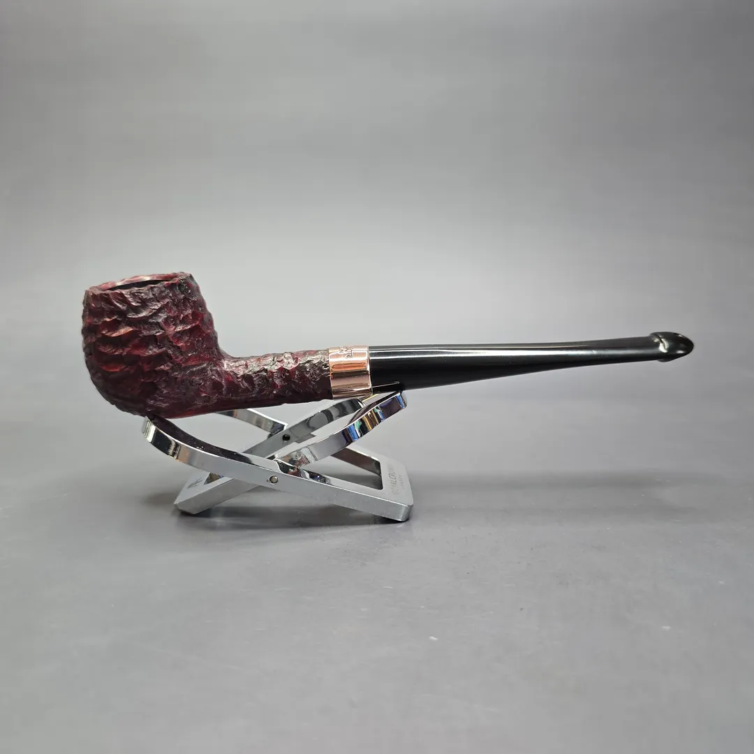 Peterson 2025 Christmas Pipe 85 Rusticated Prince Estate Briar Pipe, Unsmoked - Image 2