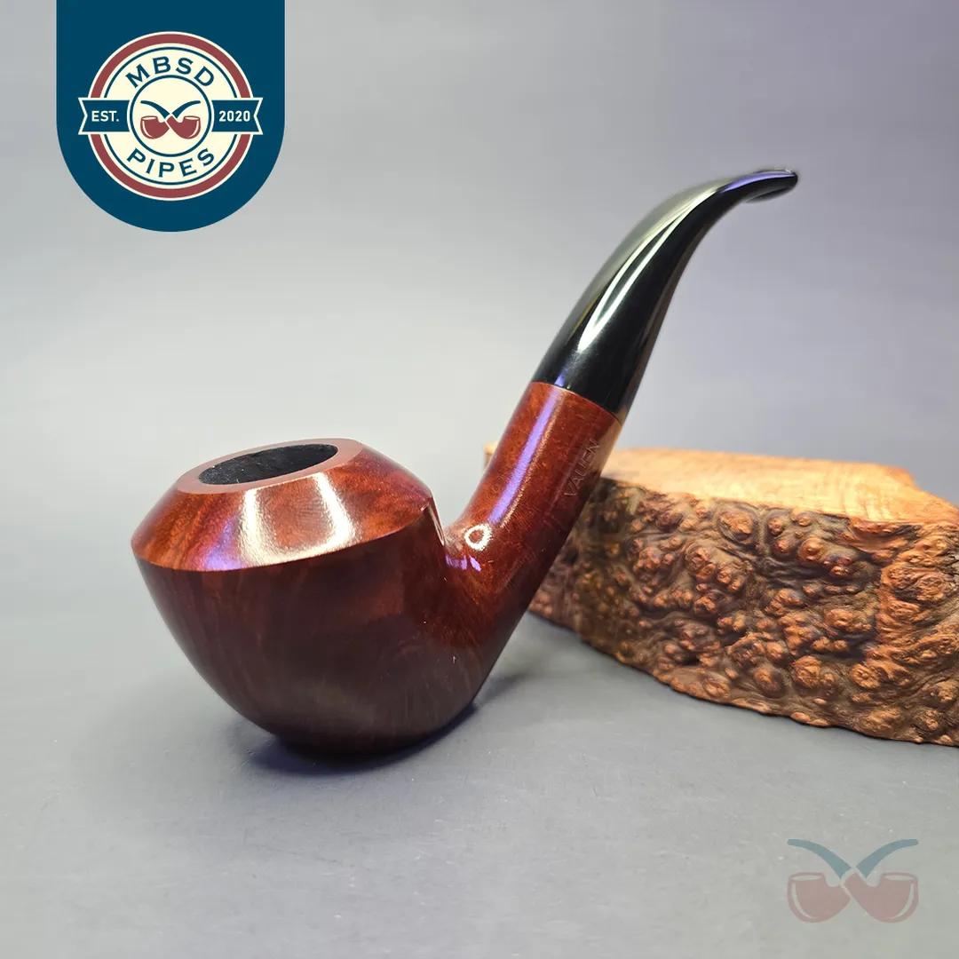 Vauen 3335 Smooth Rhodesian Sitter (9mm) (Unsmoked Estate)