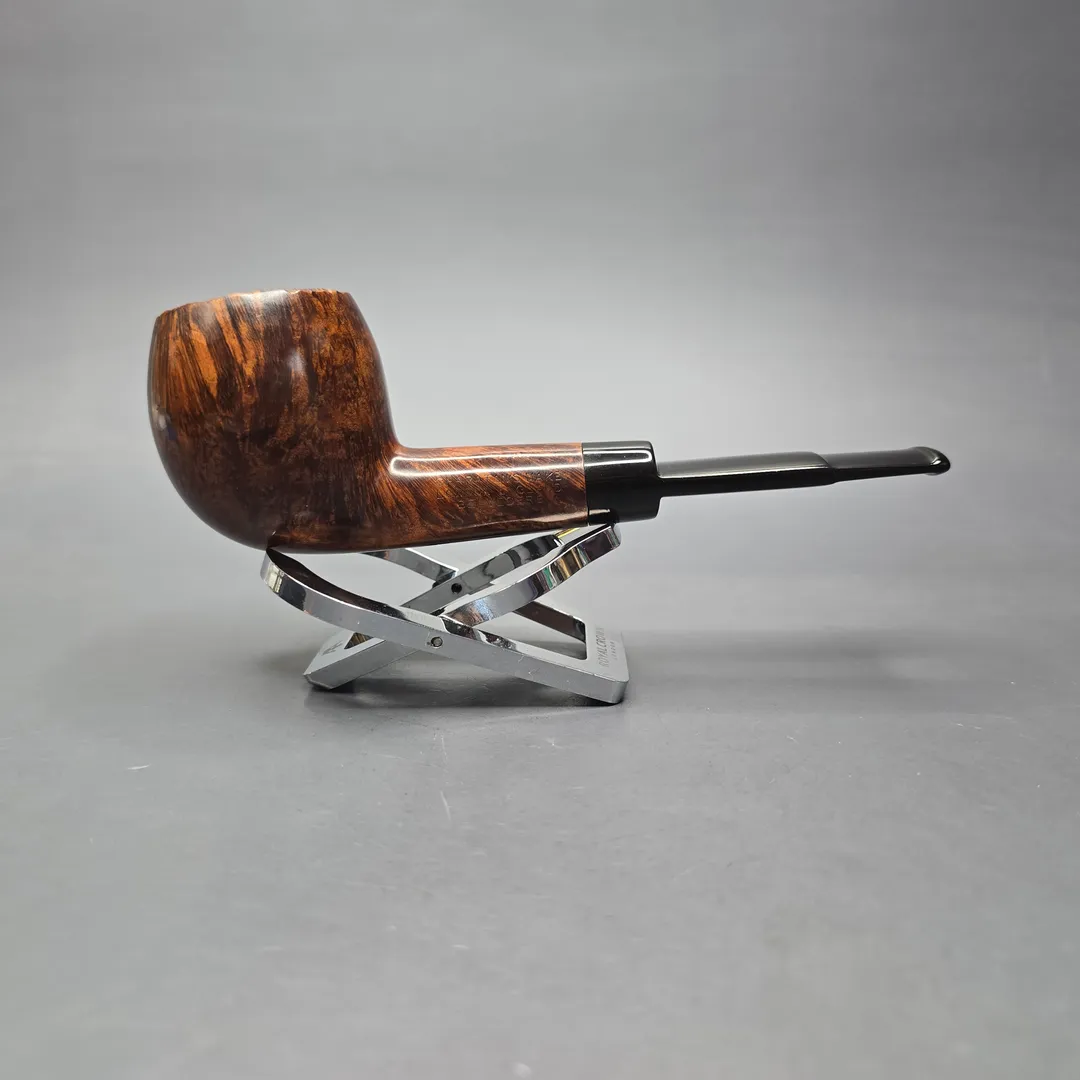 Charatan's Make First Lane Era (1961-5) Belvedere Extra Large Free Shape Smooth Apple Estate Briar Pipe, English Estates - Image 2