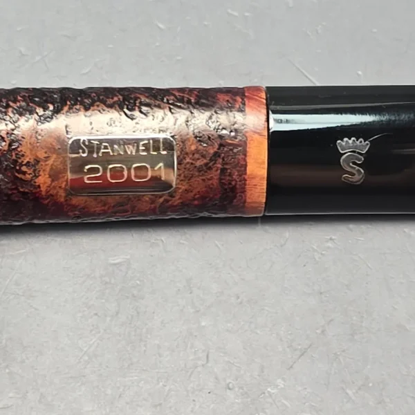 Stanwell 2001 Pipe of the Year Sandblasted Dublin Estate Briar Pipe, Danish Estates - Image 12