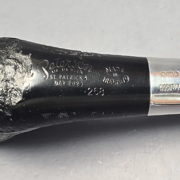 Petersons 2026 St Patrick's Day 268 Sandblasted Zulu w/ Silver Estate Briar Pipe, Unsmoked - Image 11