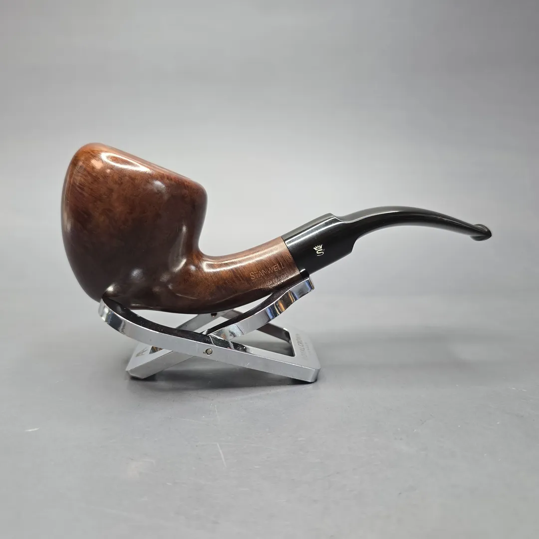 Stanwell (c.1970s) Reg Era Hand Made 23 Smooth Acorn Estate Briar Pipe, Danish Estates - Image 2