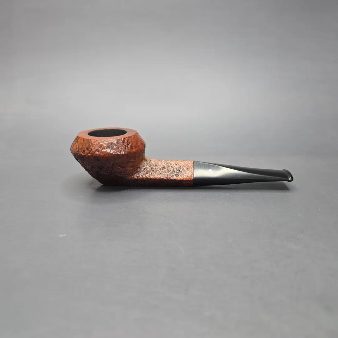 Dunhill 1962 Tanshell O Sandblasted Bulldog Estate Briar Pipe, English Estates - Image 2