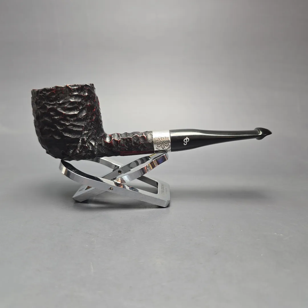 Peterson 2025 St Patrick's Day 2025 605 Rusticated Pot with Silver (Unsmoked Estate) - Image 2