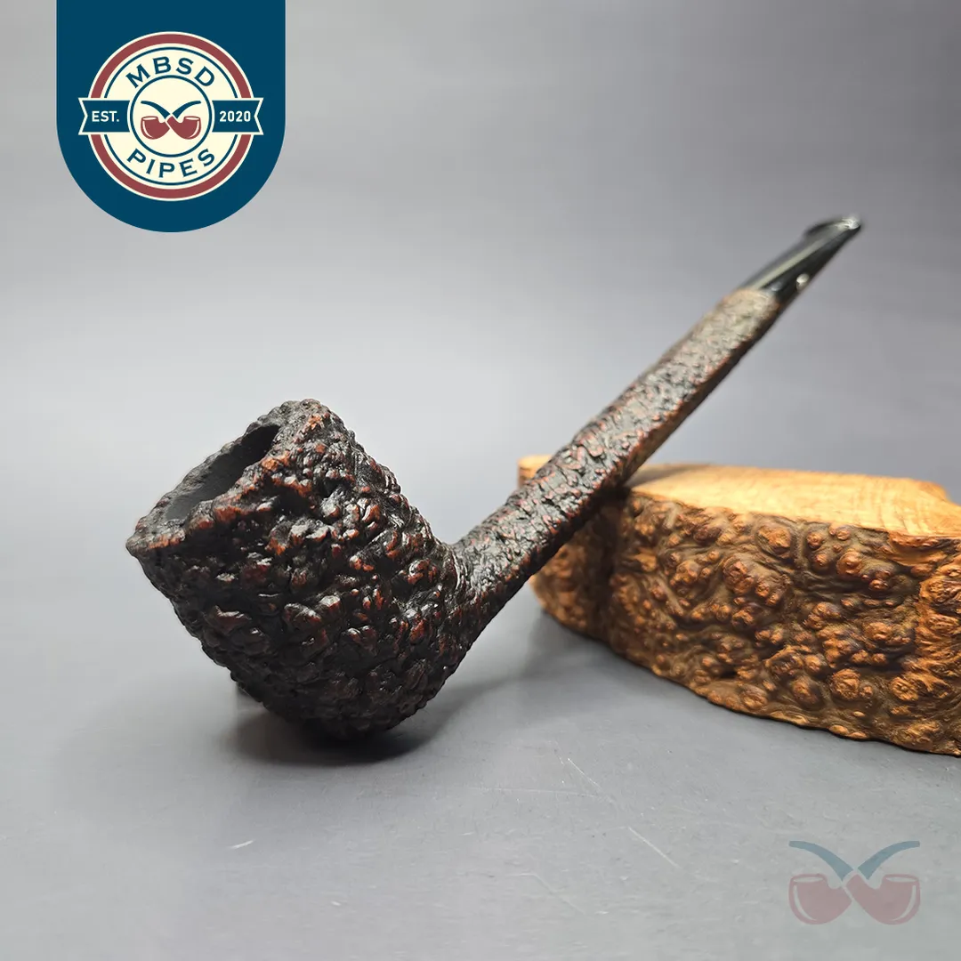 Castello (1950s-60s) Sea Rock Briar SC 32 Rusticated Canadian Estate Briar Pipe, Italian Estates