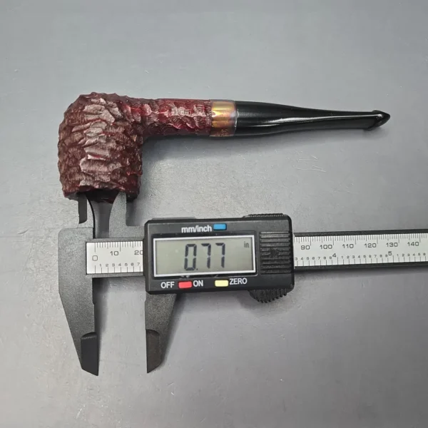Peterson 2025 Christmas Pipe 15 Rusticated Billiard Estate Briar Pipe, Unsmoked - Image 3