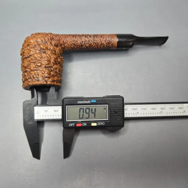 Savinelli (c.1960s) Punto Oro Corallo 7008 EX Rusticated Lovat Estate Briar Pipe, Italian Estates - Image 12