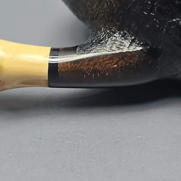 MBSD Briars Modern Masters 1 Sandblasted Peewit w/ Bamboo Handmade Briar Pipe, New - Image 12