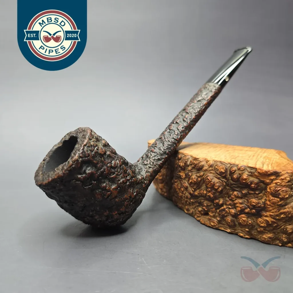 Castello (1950s-60s) Sea Rock Briar SC 32 Rusticated Canadian (Estate)
