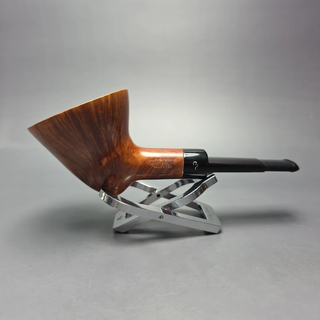Charatan's Make Selected Smooth Freehand Estate Briar Pipe, English Estates - Image 2