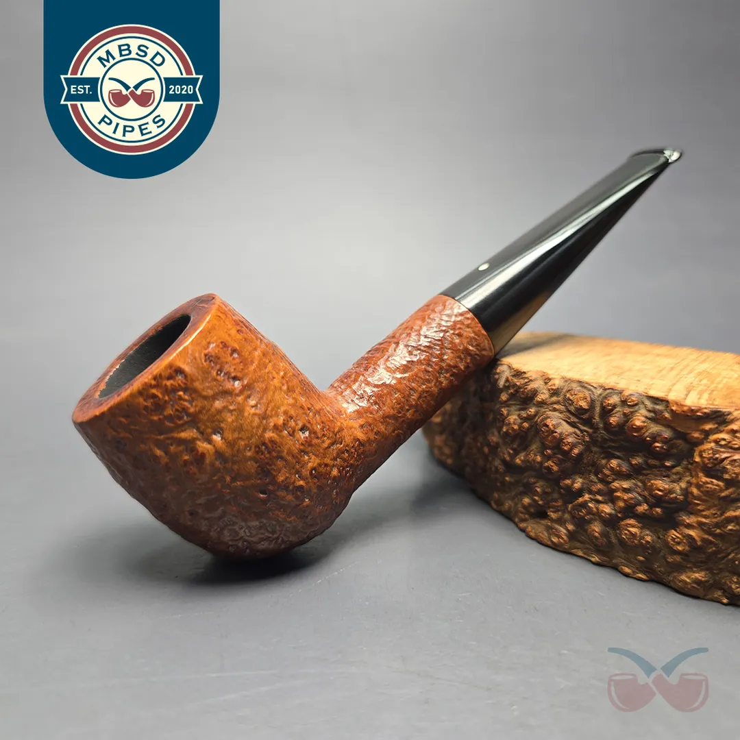 Dunhill 1968 Tanshell 127 Sandblasted Billiard Estate Briar Pipe, English Estates
