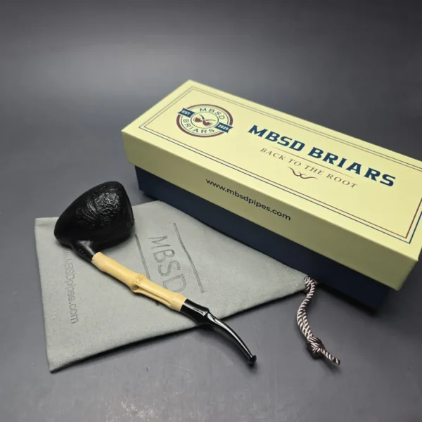 MBSD Briars Modern Masters 1 Sandblasted Peewit w/ Bamboo Handmade Briar Pipe, New - Image 14