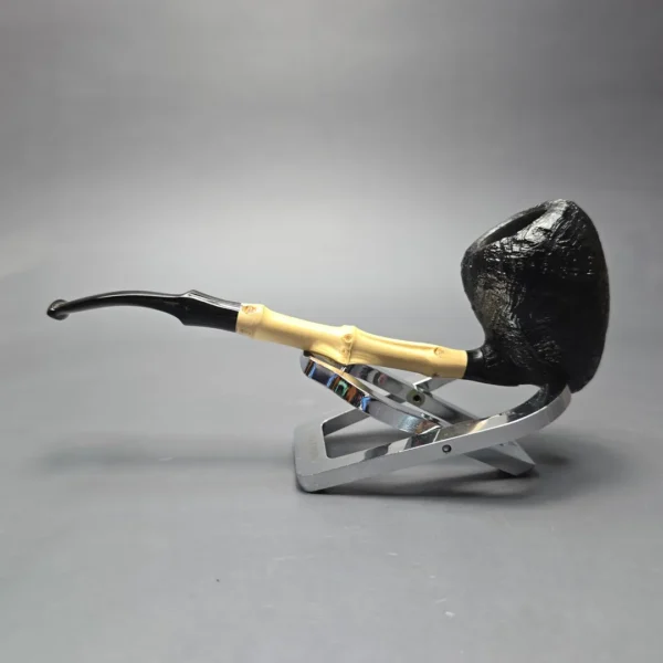 MBSD Briars Modern Masters 1 Sandblasted Peewit w/ Bamboo Handmade Briar Pipe, New - Image 3