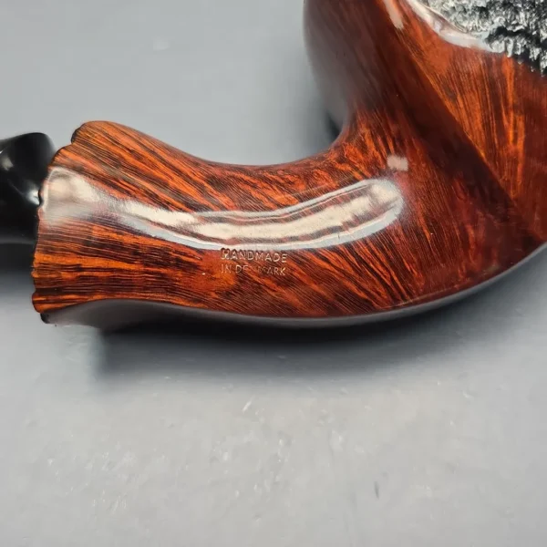 Bari Wiking Partially Sandblasted Magnum Freehand Sitter (9mm) (Unsmoked Estate) - Image 14