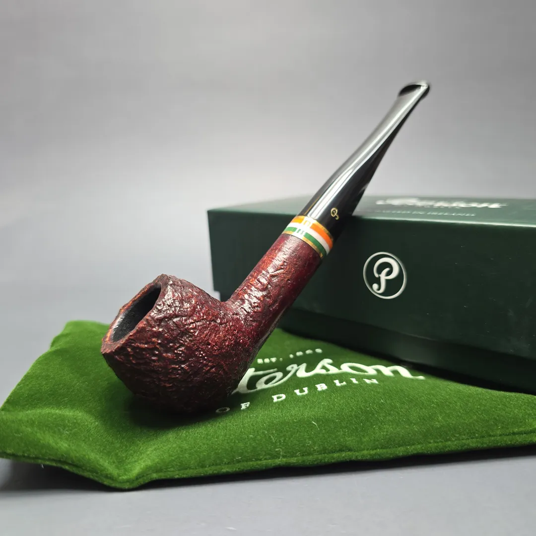 Peterson 2026 St Patrick's Day 87 Sandblasted Apple, Briar Pipe, New - Image 2
