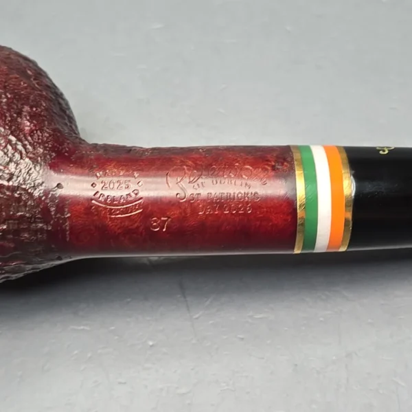 Peterson 2026 St Patrick's Day 87 Sandblasted Apple, Briar Pipe, New - Image 12