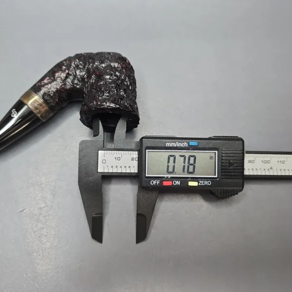 Peterson Cobble 05 Rusticated and Sandblasted Calabash with Silver (New) - Image 13