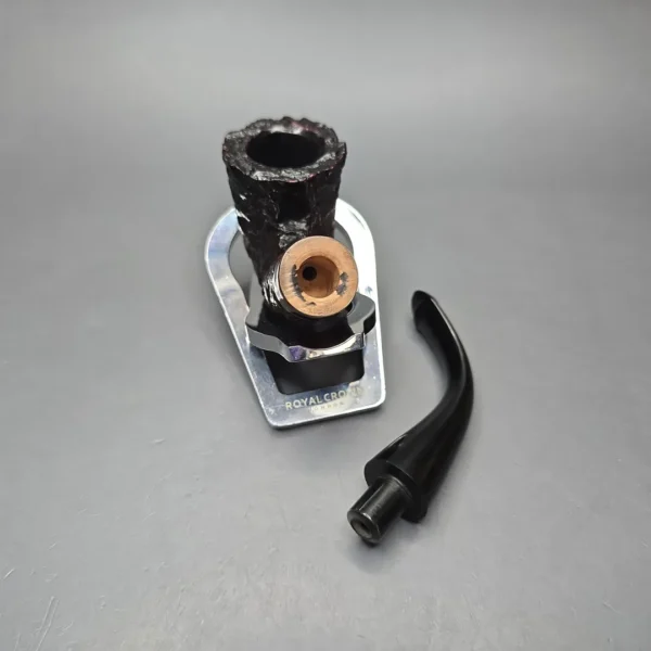 Peterson Cobble 05 Rusticated and Sandblasted Calabash with Silver (New) - Image 14