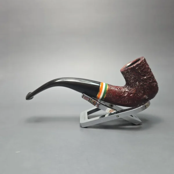 Peterson 2026 St Patrick's Day 338 Sandblasted Bent Billiard Briar Pipe, New - Image 4