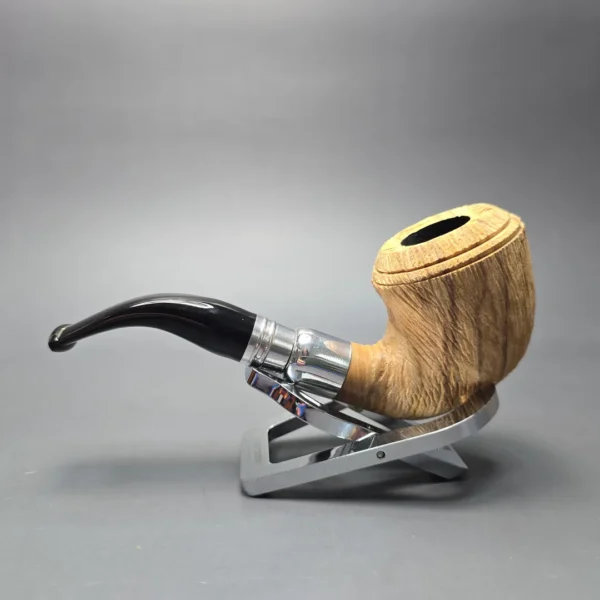Rattray's Sanctuary Olive Brushed 15 Rhodesian Estate Pipe, Unsmoked, 9mm - Image 4