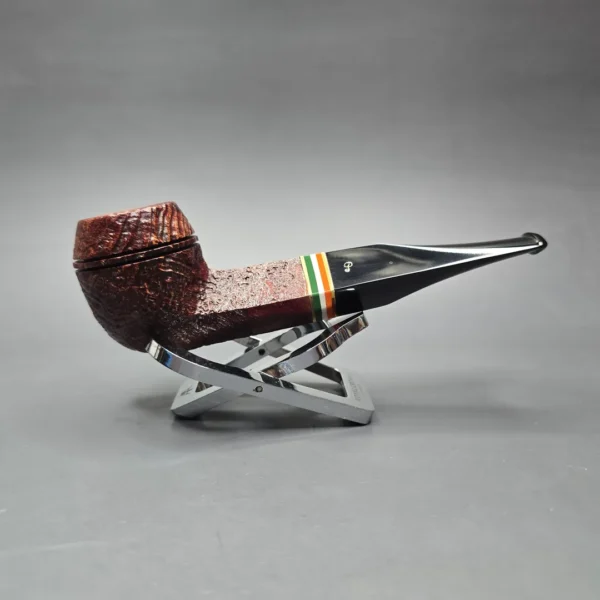 Peterson 2026 St Patrick's Day 150 Sandblasted Bulldog Briar Pipe, New - Image 3