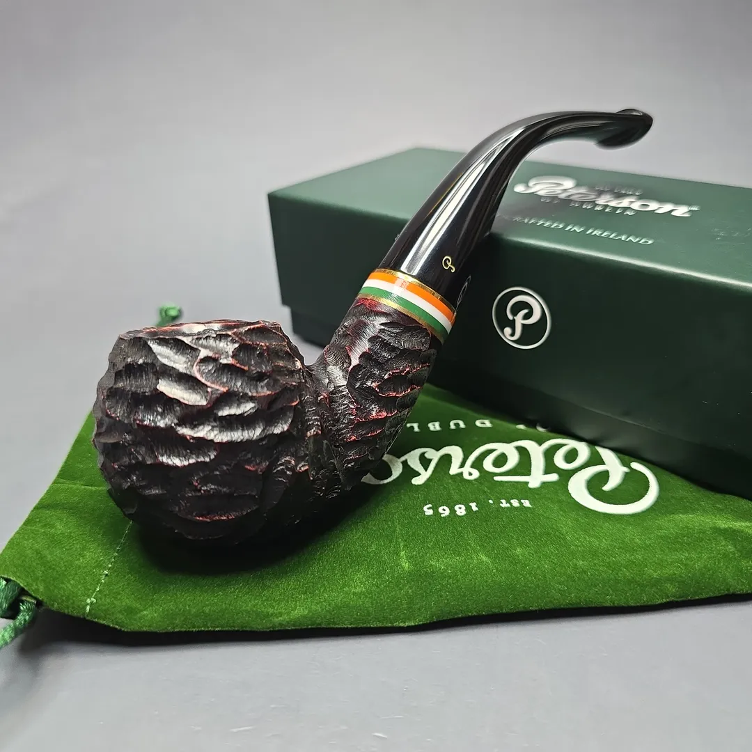 Peterson 2026 St Patrick's Day XL02 Rusticated Apple, Briar Pipe, New - Image 2