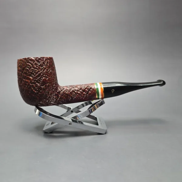 Peterson 2026 St Patrick's Day XL05 Sandblasted Billiard Briar Pipe, New - Image 3