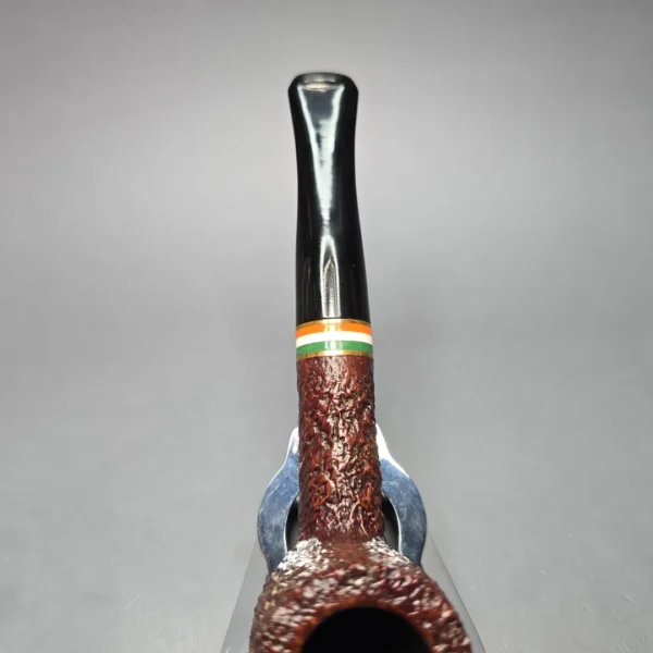 Peterson 2026 St Patrick's Day XL05 Sandblasted Billiard Briar Pipe, New - Image 9