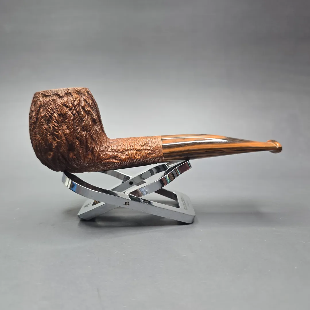 Savinelli Noce 173 Natural Rusticated Apple (Estate) - Image 2