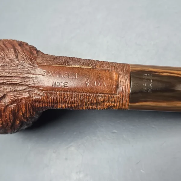 Savinelli Noce 173 Natural Rusticated Apple (Estate) - Image 11