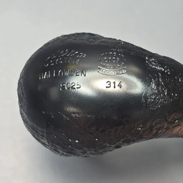 Peterson 2025 Halloween Pipe 314 Sandblasted Bent Billiard Briar Pipe, New - Image 4