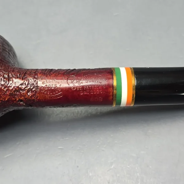 Peterson St Patrick's Day 2026 608 Sandblasted Pot (Unsmoked Estate) - Image 12