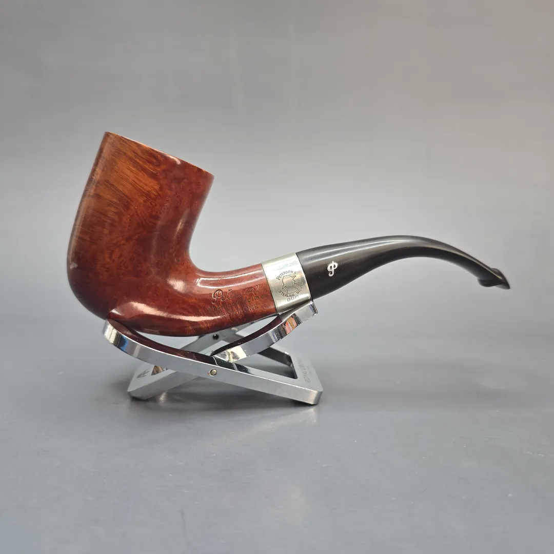 Peterson (1998) Sherlock Holmes Rathbone Smooth Bent Billiard with Silver (Estate) - Image 2